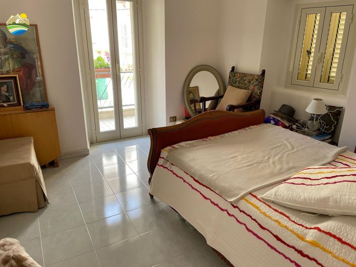 Image No.9-3 Bed Townhouse for sale