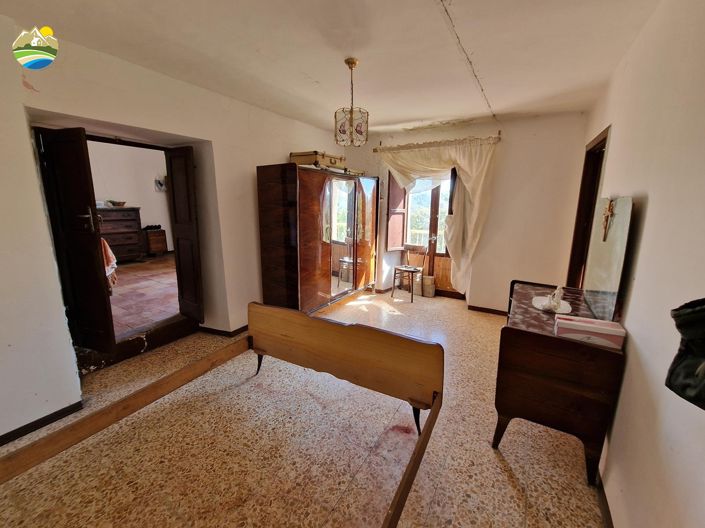 Image No.19-Maison de campagne de 2 chambres à vendre à Cermignano