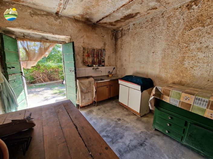 Image No.26-Maison de campagne de 2 chambres à vendre à Cermignano