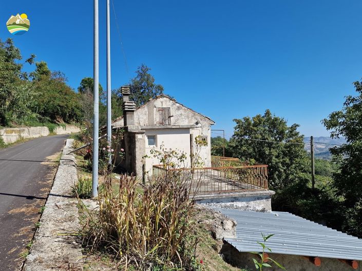 Image No.3-Maison de campagne de 2 chambres à vendre à Cermignano