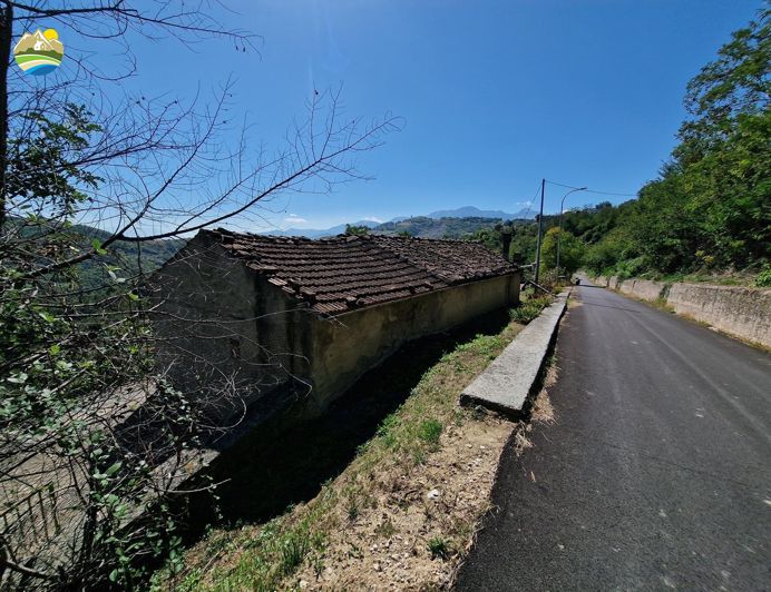 Image No.5-Maison de campagne de 2 chambres à vendre à Cermignano