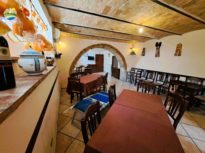 Image No.17-4 Bed Country House for sale