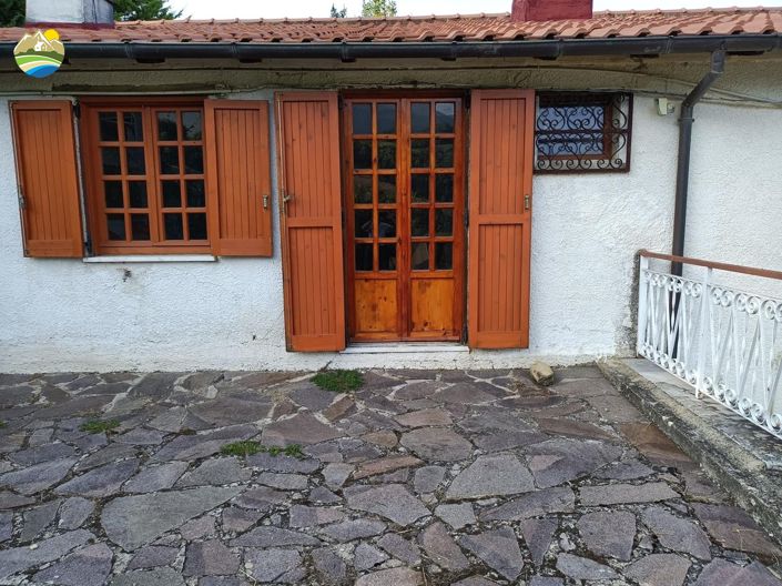 Image No.18-Maison de campagne de 4 chambres à vendre à Arsita