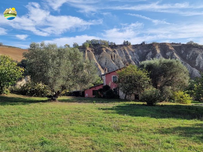 Image No.12-Maison de campagne de 3 chambres à vendre à Notaresco