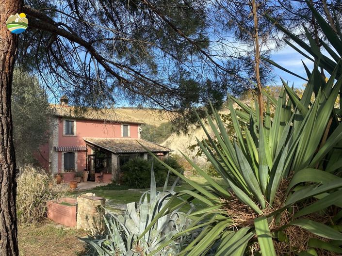 Image No.16-Maison de campagne de 3 chambres à vendre à Notaresco