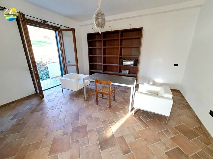 Image No.14-3 Bed Country House for sale