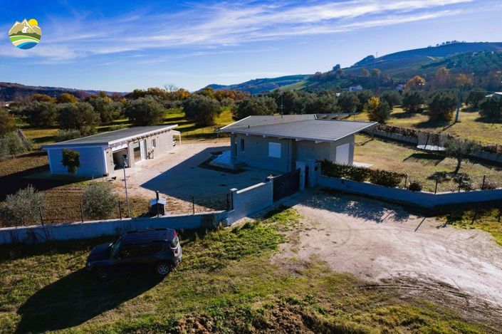 Image No.12-3 Bed Villa for sale