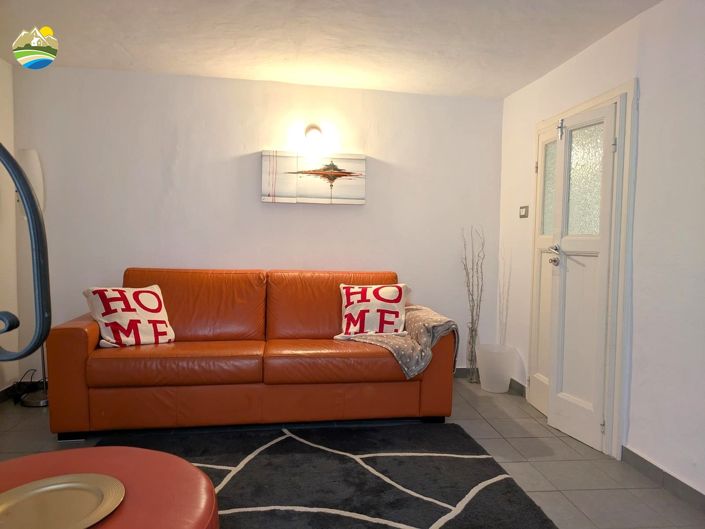 Image No.11-2 Bed Townhouse for sale