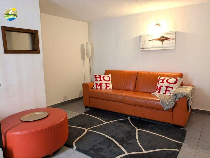 Image No.13-2 Bed Townhouse for sale