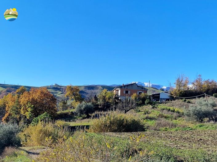 Image No.36-4 Bed Country House for sale