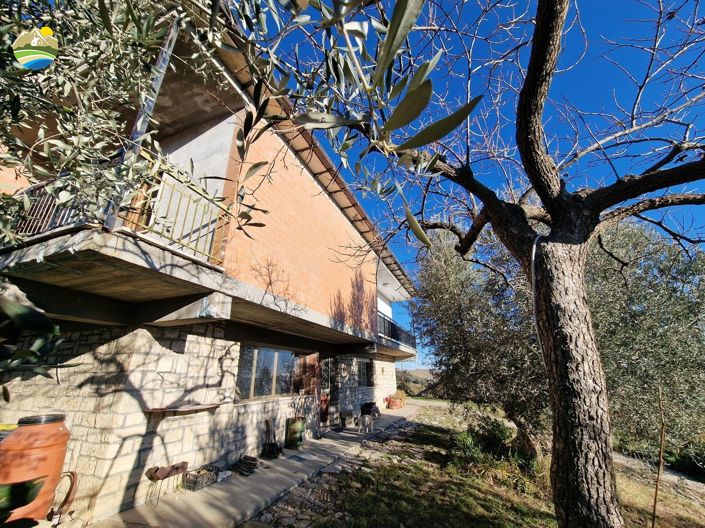 Image No.7-4 Bed Country House for sale