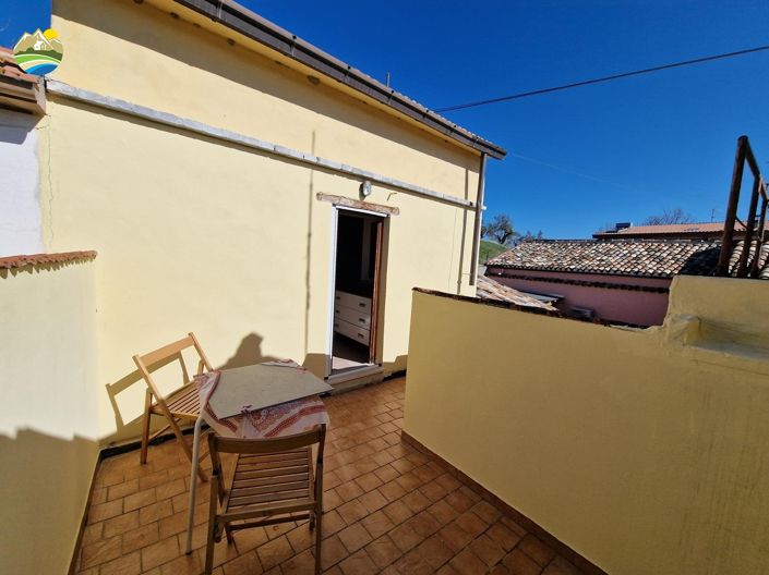 Image No.24-2 Bed Country House for sale