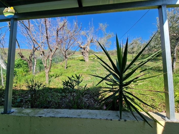 Image No.25-2 Bed Country House for sale