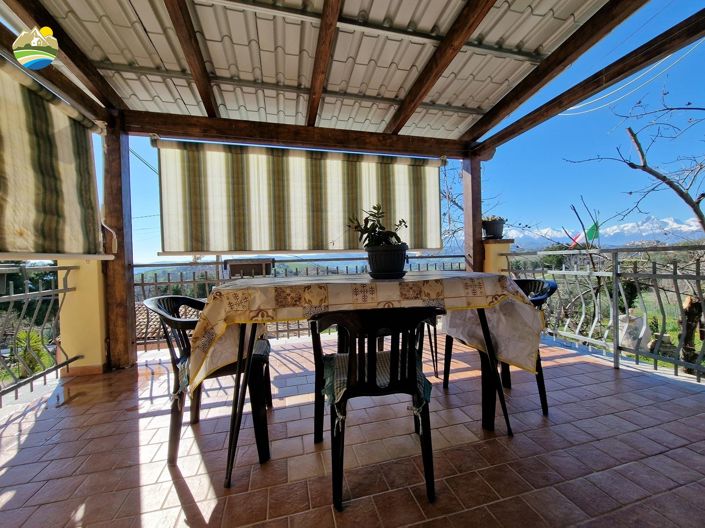 Image No.26-2 Bed Country House for sale