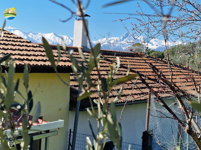 Image No.31-2 Bed Country House for sale