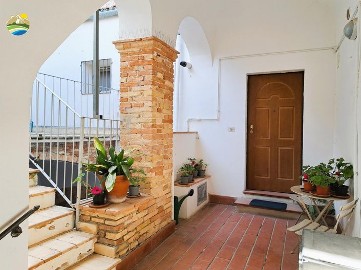 Image No.2-Appartement de 2 chambres à vendre à Penne