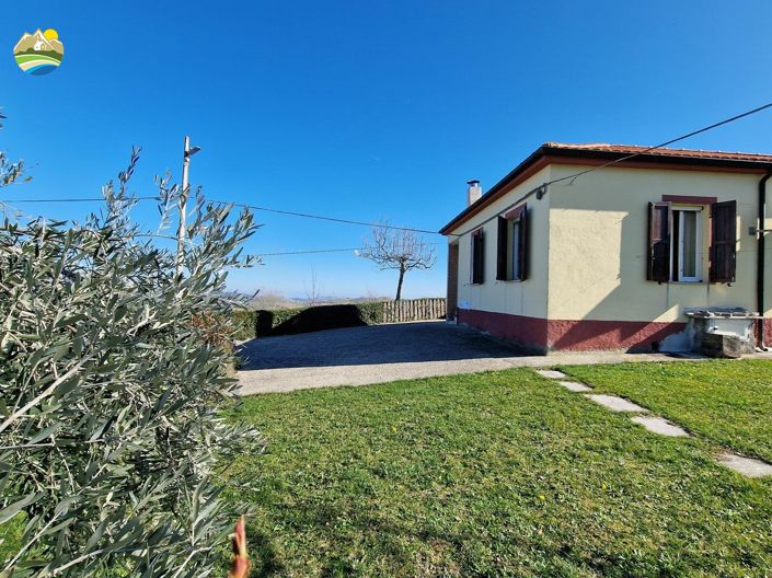 Image No.5-2 Bed Country House for sale