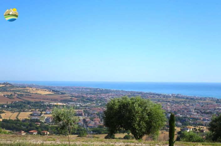 Image No.12-2 Bed Land for sale