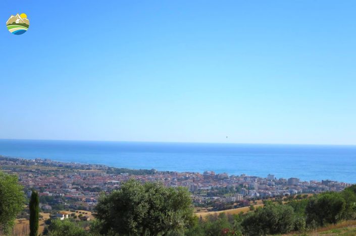 Image No.8-2 Bed Land for sale