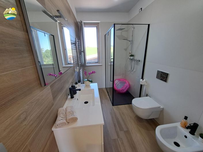 Image No.24-3 Bed Villa for sale