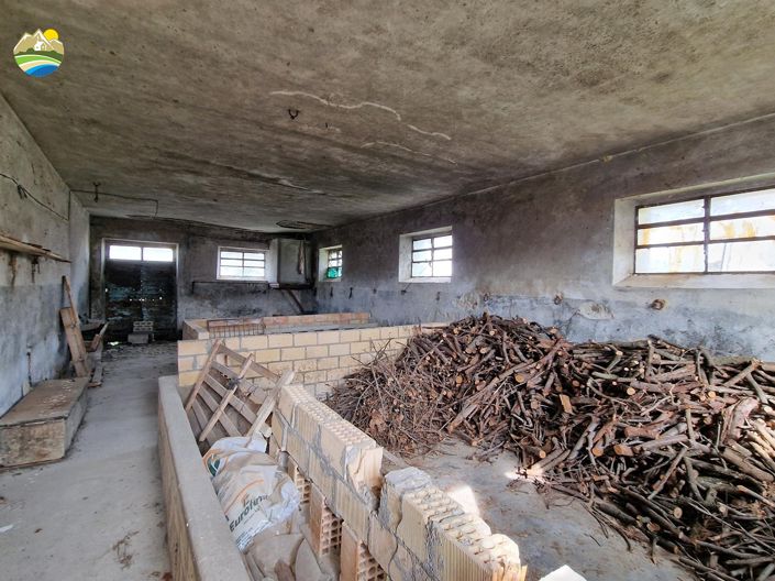 Image No.22-3 Bed Country House for sale