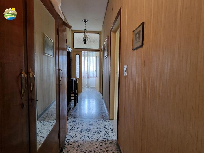 Image No.9-3 Bed Country House for sale