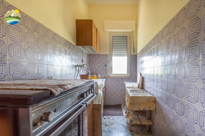 Image No.27-3 Bed Country House for sale