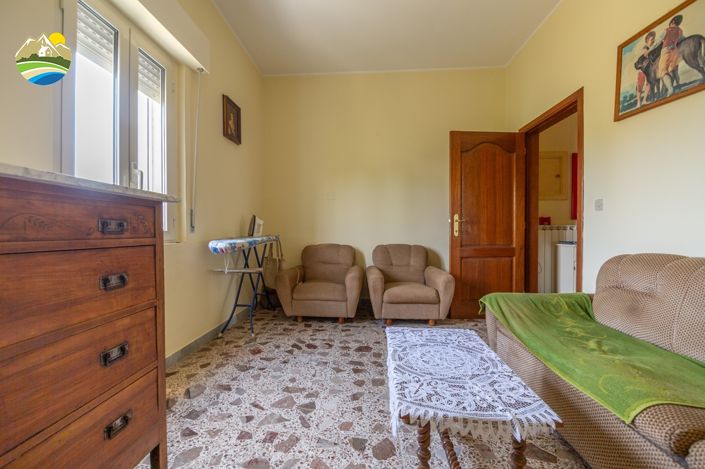 Image No.29-3 Bed Country House for sale