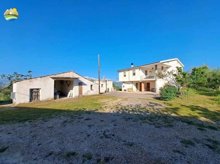 Image No.5-3 Bed Country House for sale