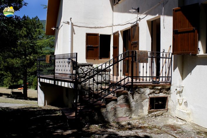 Image No.9-4 Bed Country House for sale