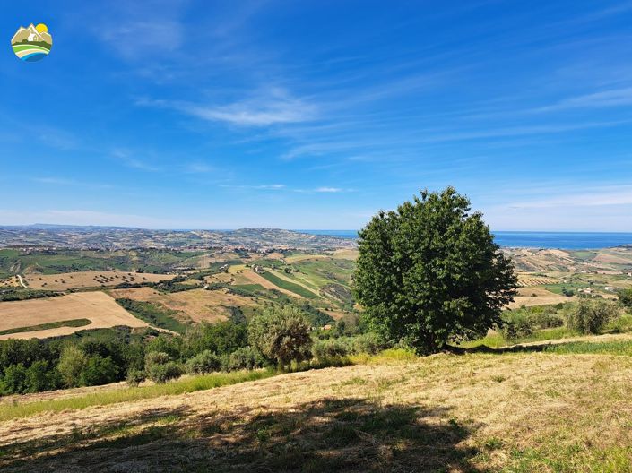 Image No.12-Maison de campagne de 2 chambres à vendre à Atri