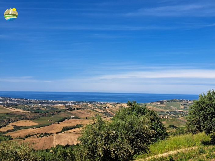 Image No.15-Maison de campagne de 2 chambres à vendre à Atri