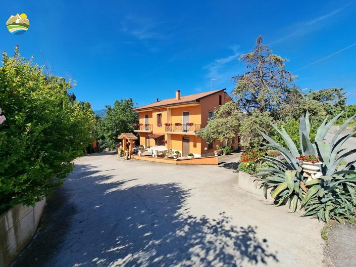 Image No.33-2 Bed Country House for sale