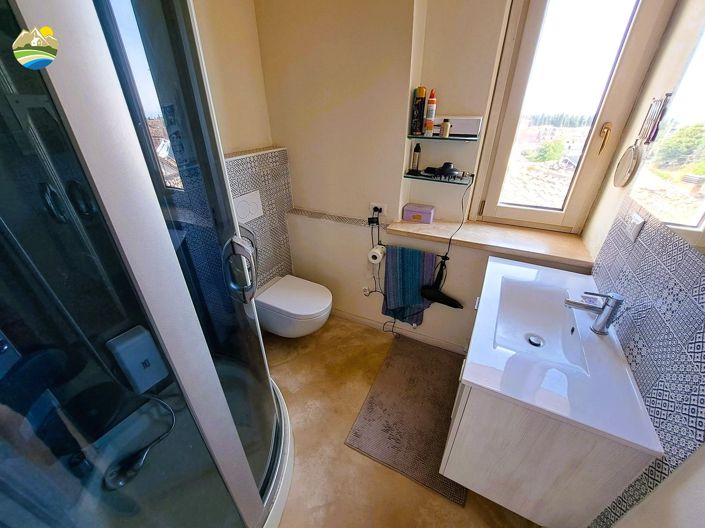 Image No.16-3 Bed Townhouse for sale