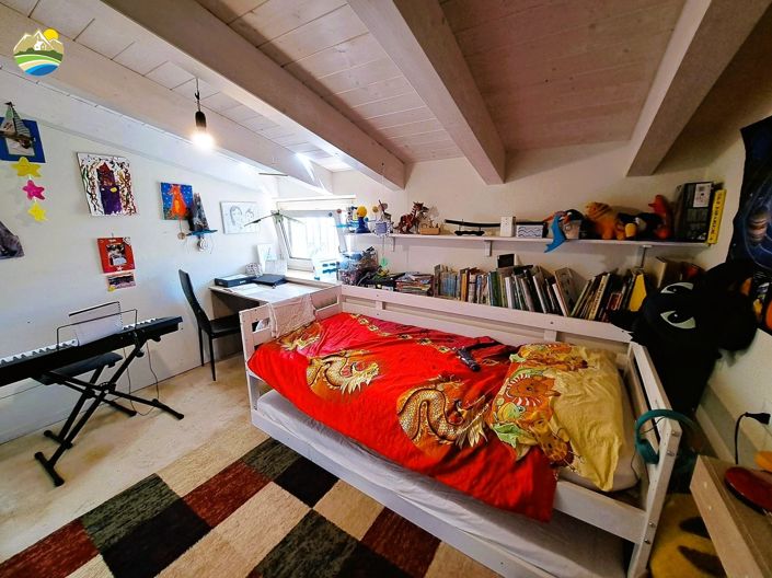 Image No.17-3 Bed Townhouse for sale