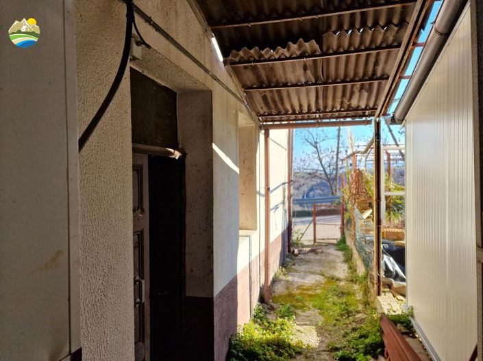 Image No.24-2 Bed Country House for sale