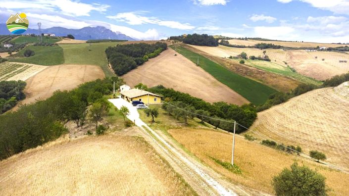 Image No.3-Maison de campagne de 3 chambres à vendre à Penne