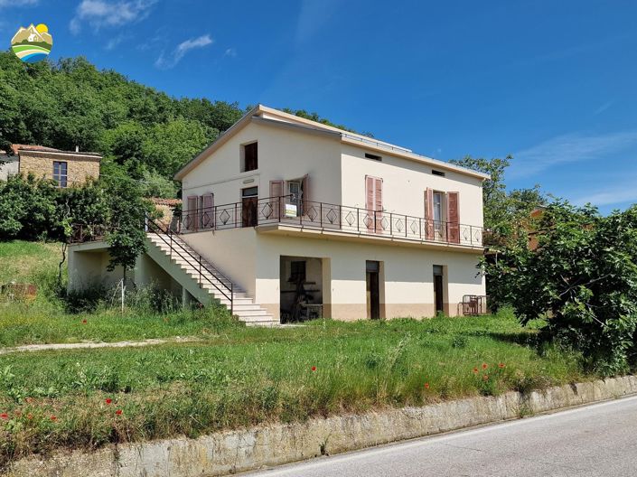 Image No.1-2 Bed Country House for sale