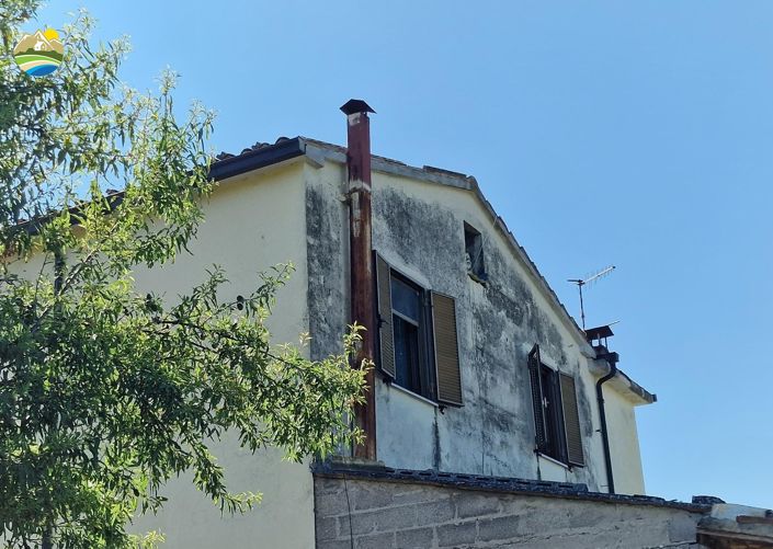 Image No.5-2 Bed Country House for sale