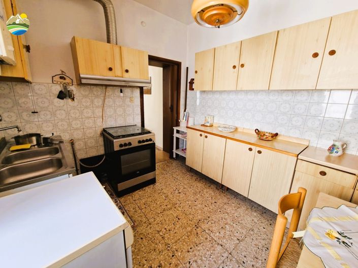 Image No.15-3 Bed Townhouse for sale