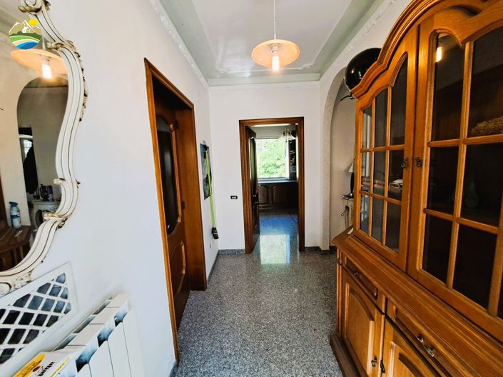 Image No.11-2 Bed Country House for sale