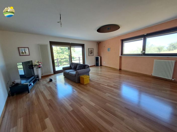 Image No.28-4 Bed Villa for sale