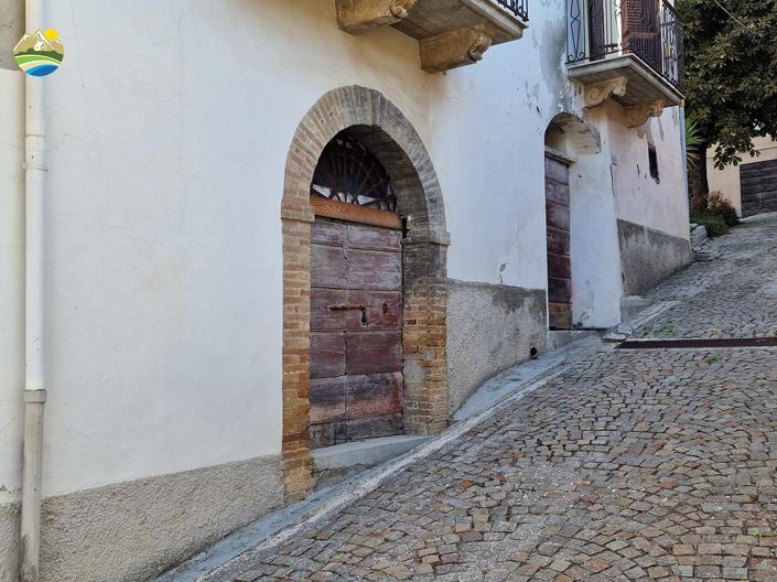 Image No.7-3 Bed Townhouse for sale