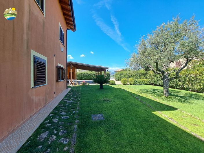 Image No.13-3 Bed Villa for sale