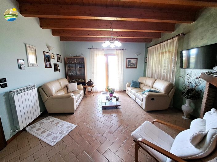 Image No.20-3 Bed Villa for sale