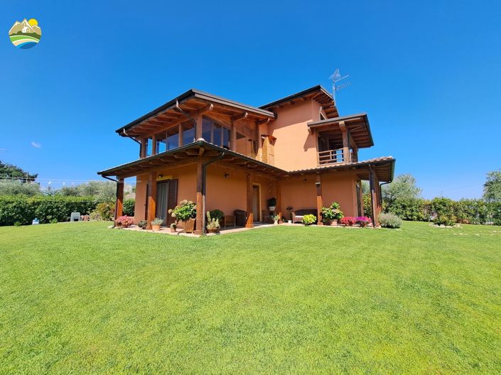 Image No.7-3 Bed Villa for sale