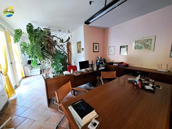 Image No.30-4 Bed Villa for sale