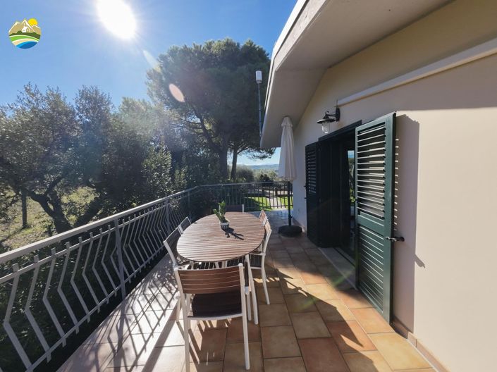 Image No.18-2 Bed Villa for sale