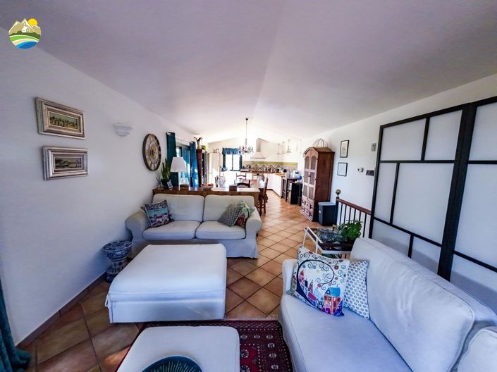 Image No.27-2 Bed Villa for sale