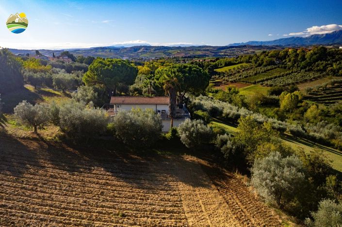 Image No.6-2 Bed Villa for sale